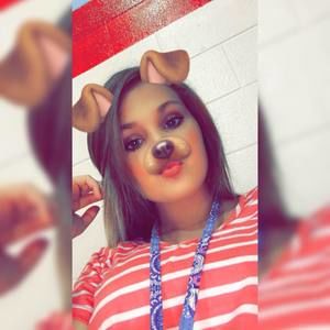 Meet your Posher, Briana